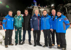 30. Dezember 2018: Innen- und Sportminister Joachim Herrmann informiert sich am Rande des Auftaktspringens der Vierschanzentournee in Oberstdorf über die geplanten Ausbaumaßnahmen und die Vorbereitungen für die Nordische Ski-Weltmeisterschaft im Jahr 2021. "Für dieses Großereignis hat der Freistaat bereits 20 Millionen Euro im Nachtragshaushalt 2018 veranschlagt", so Herrmann. Im Bild: Sportminister Joachim Herrmann mit Bundesminister Dr. Gerd Müller, DOSB-Präsident Alfons Hörmann, DSV-Präsdient Dr. Franz Steinle, BSV-Präsident Manfred Baldauf, SCO-Vorsitzender Dr. Peter Kruijer und Bürgermeister Laurent Mies